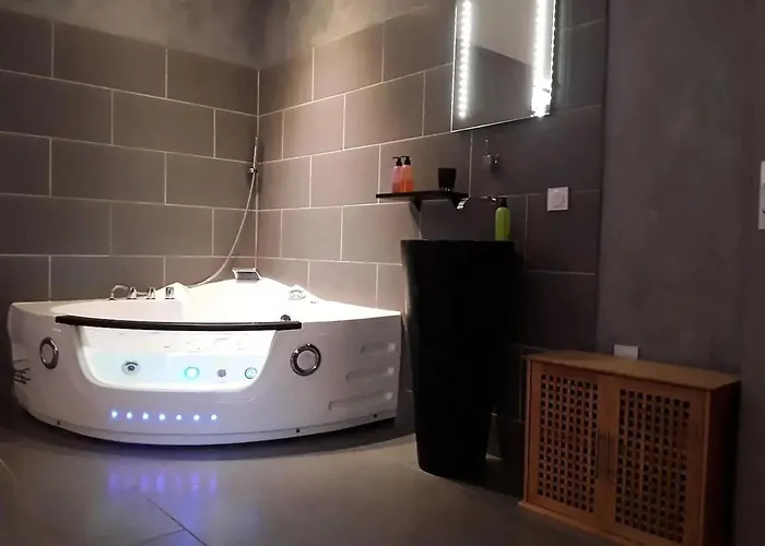 A De 30 M² Avec Jacuzzi Daire Baixas