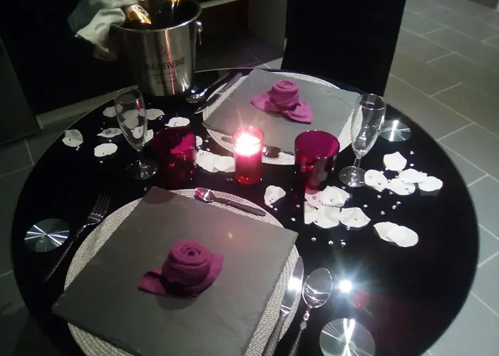 A De 30 M² Avec Jacuzzi